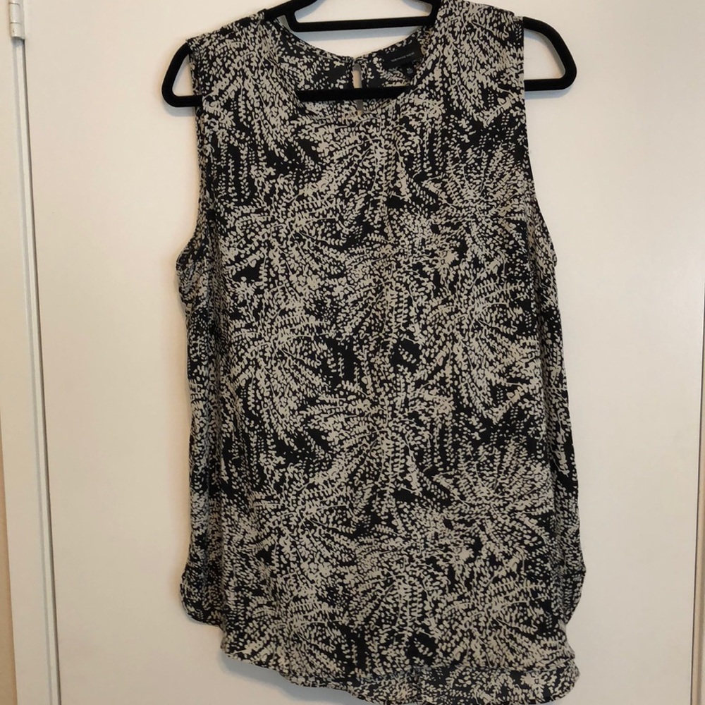 Printed black and white shell